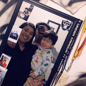 Meet your Posher, Lauro